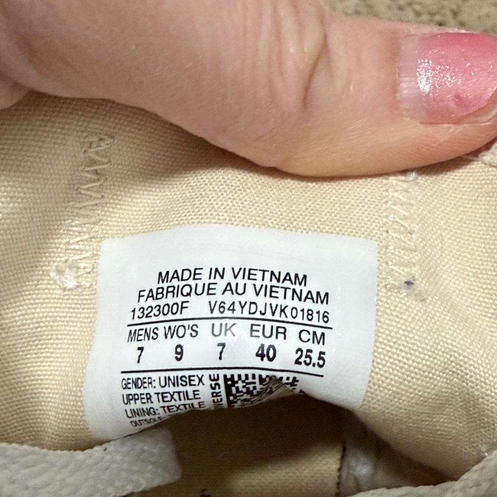 Converse Pink Canvas Low Top Sneakers - Picture 2 of 4